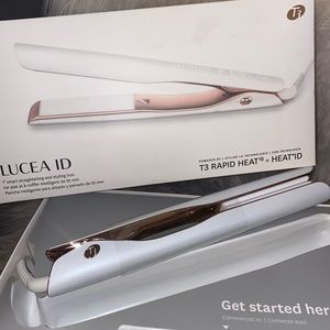 T3 Lucea ID flat iron.